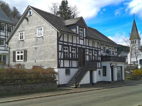A comfortable large house with WiFi in Hochsauerland suitable for 14 persons